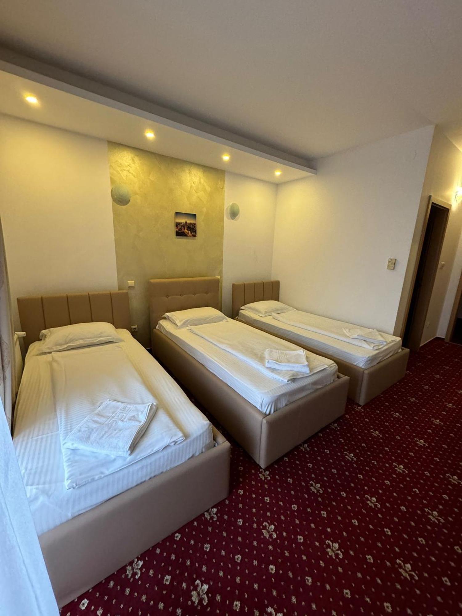 Hotel Vestem Esterno foto